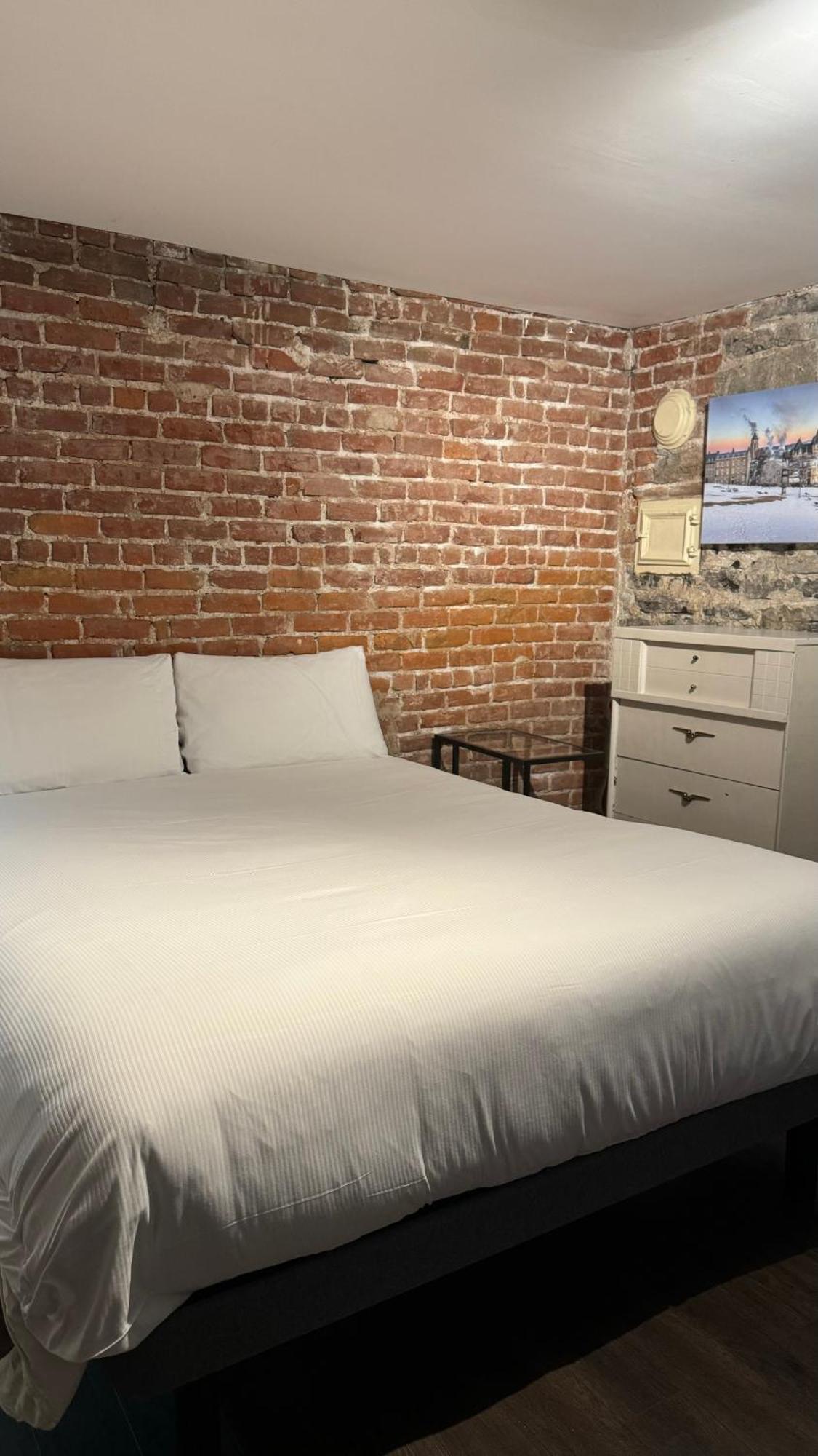 E-Hotel Des Grisons Quebec City Exterior photo